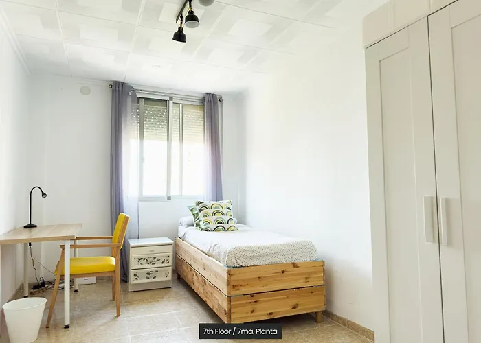 Standard Room with 1 Single Bed
